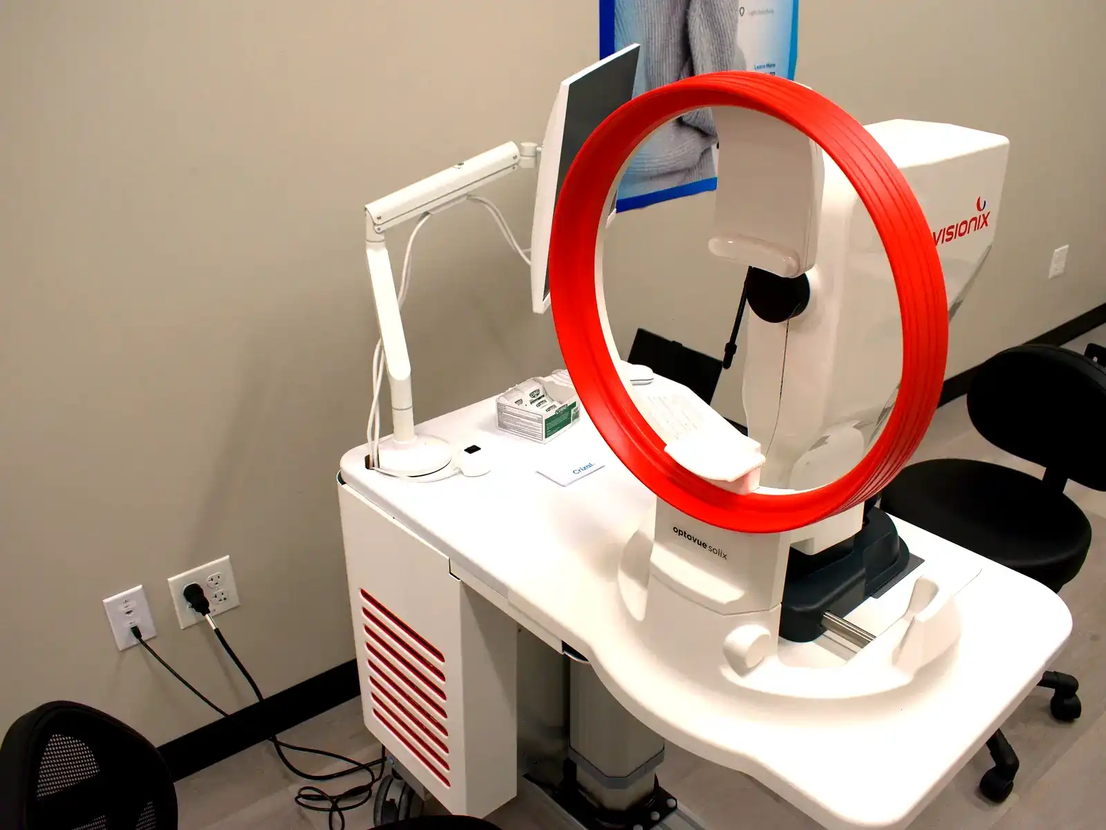 Dry eye diagnostic technology at Cedar Valley Eyecare
